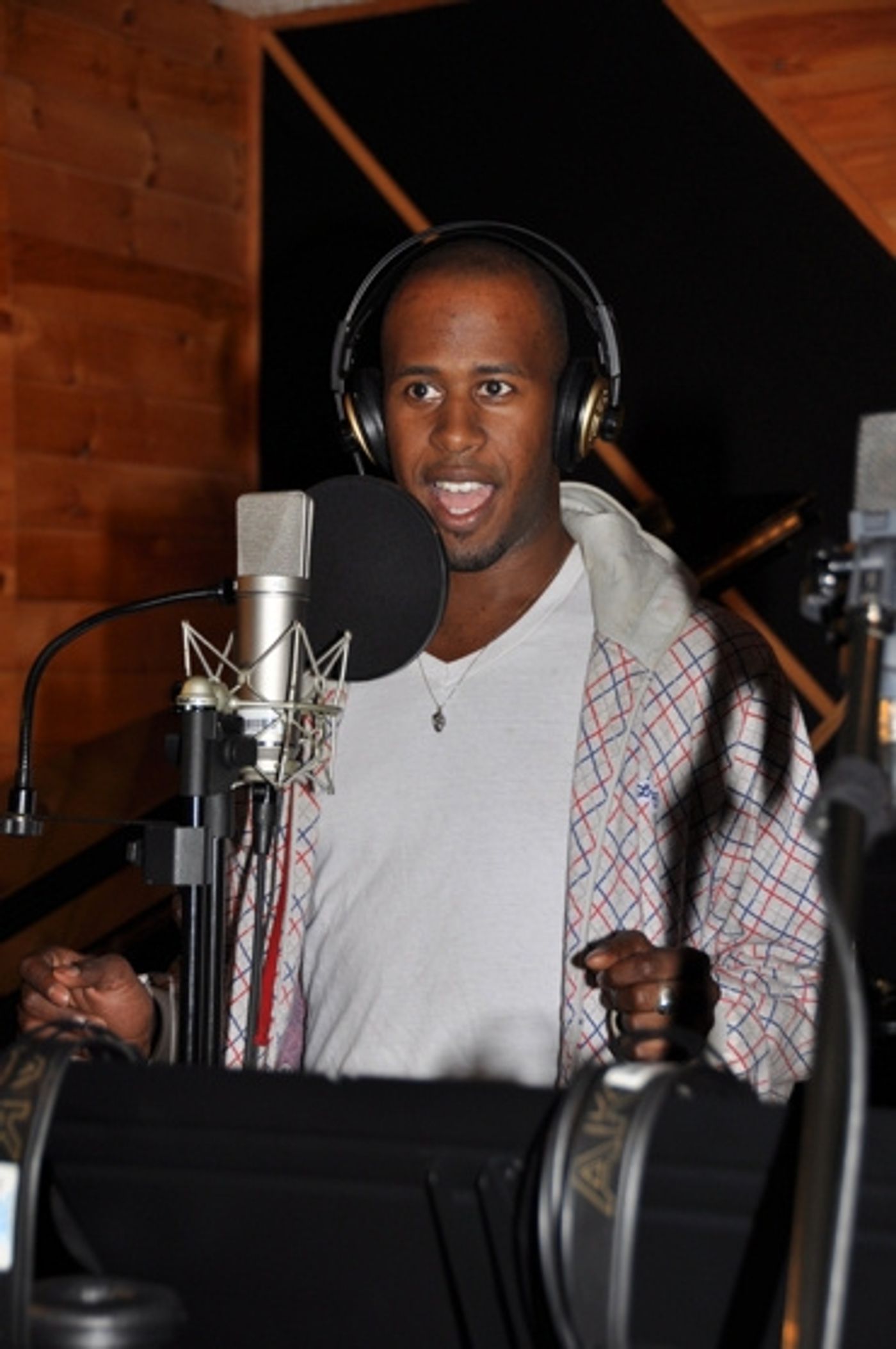 Photo Coverage: RENT Sings for 'Carols for a Cure'  Image