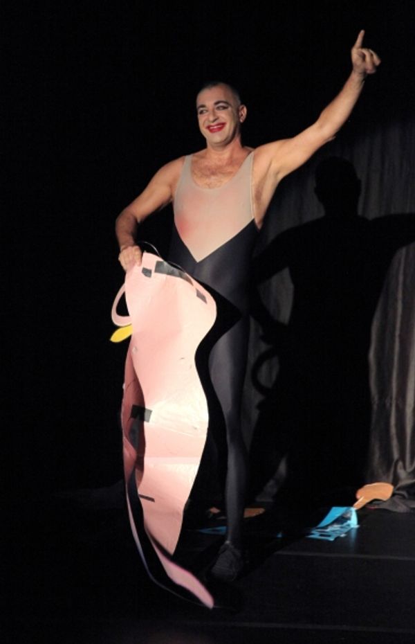 Ennio Marchetto (The Living Paper Cartoon) Photo