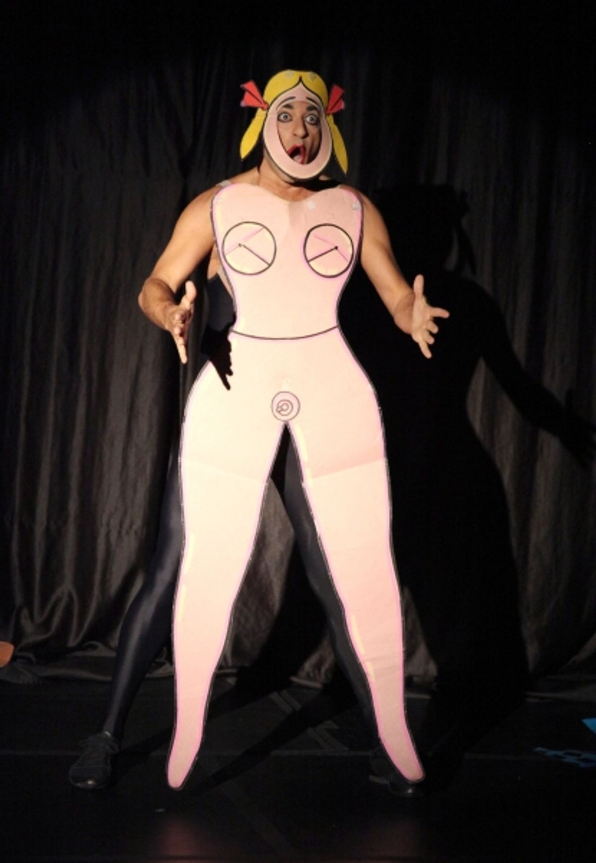 Ennio Marchetto (The Living Paper Cartoon) at 