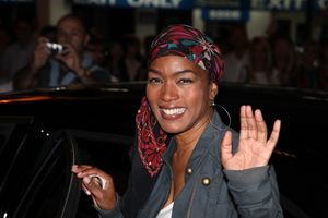 Angela Bassett @ BroadwayWorld Angela Bassett Photo