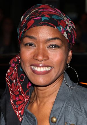 Angela Bassett  Photo