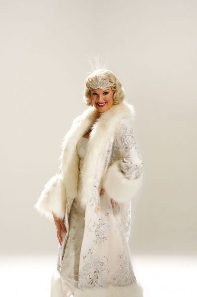 Photo Flash: SINGIN’ IN THE RAIN At The Palace Theatre  Image