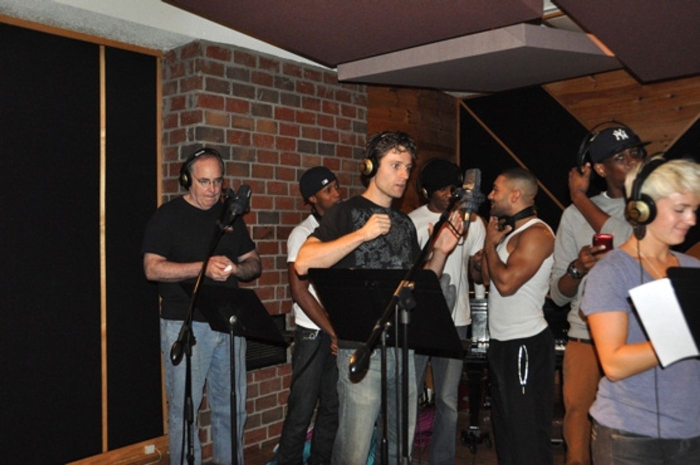 Photo Coverage: MEMPHIS Sings for 'Carols for a Cure' Album  Image