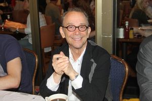 Joel Grey Photo