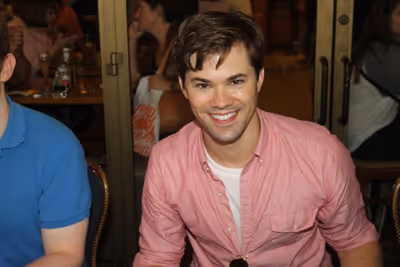 Andrew Rannells Photo