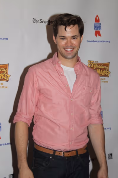 Andrew Rannells Photo