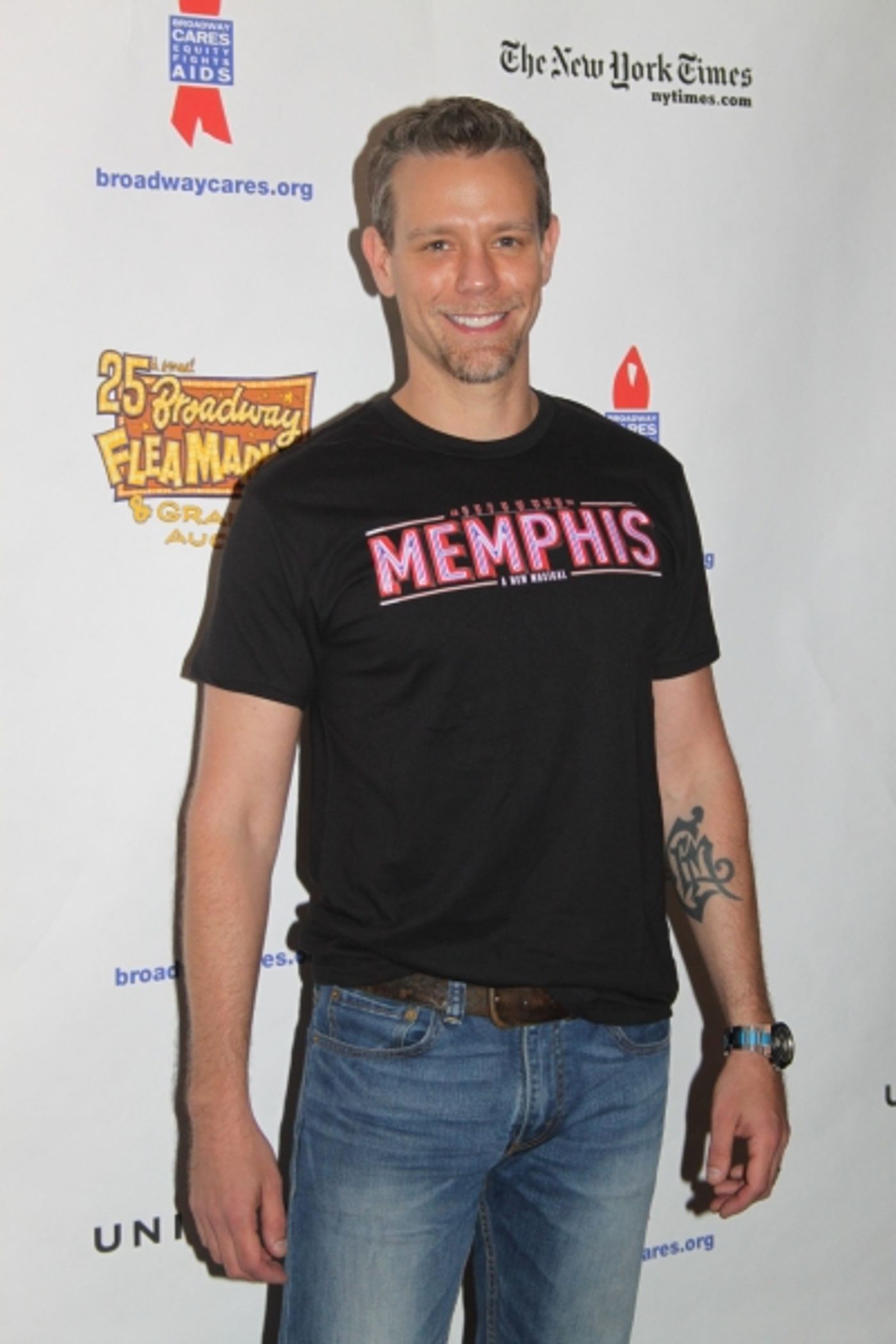 Photo Coverage: Backstage at the 2011 BC/EFA Flea Market  Image