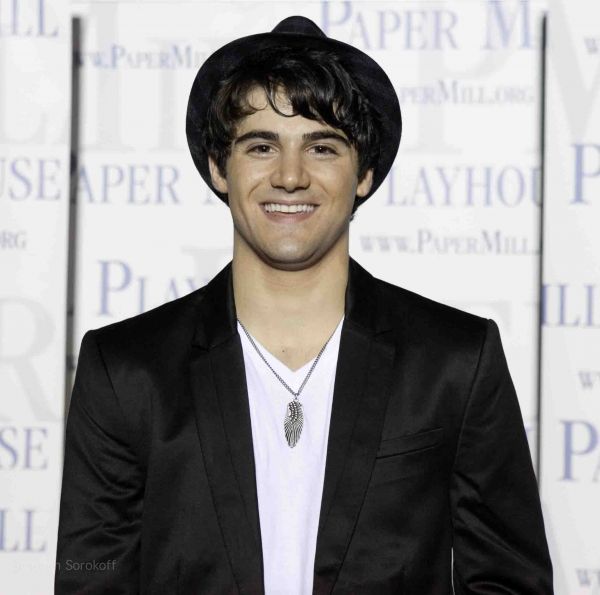 Max Ehrich Photo