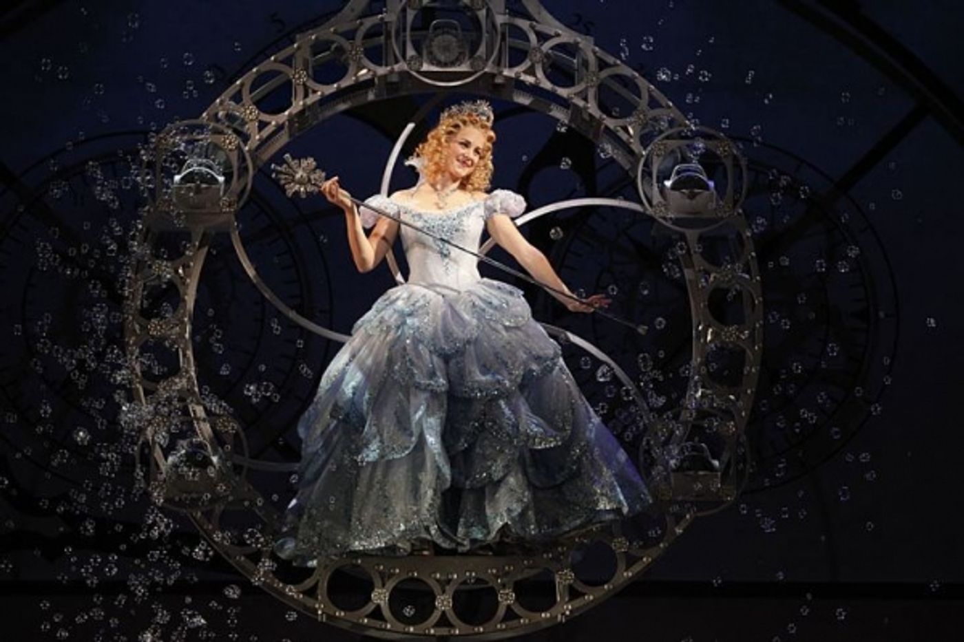 Photo Flash: First Look at Jackie Burns & Chandra Lee Schwartz in WICKED!  Image