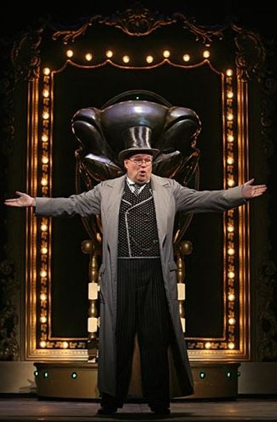 Tom McGowan Photo