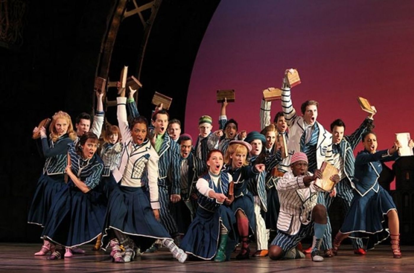 Photo Flash: First Look at Jackie Burns & Chandra Lee Schwartz in WICKED!  Image