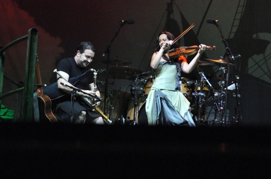 Photo Coverage: Celtic Thunder Plays The Beacon Image