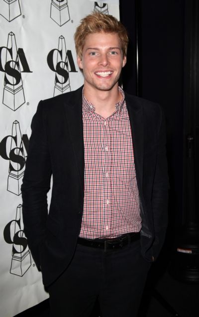 Hunter Parrish Photo