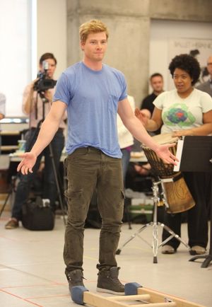 Hunter Parrish  Photo