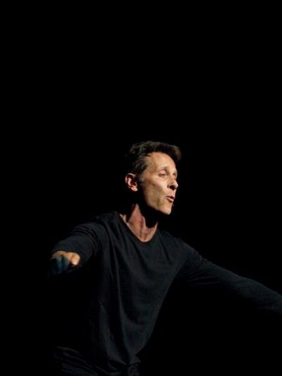 Steven Weber Photo