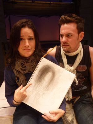 Carrie Manolakos Photo