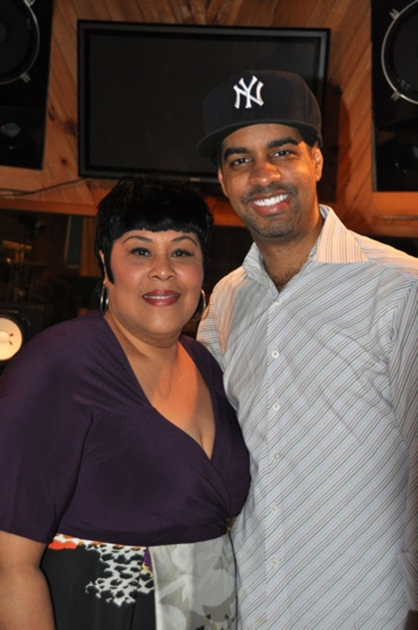 Photo Coverage: Martha Wash  Joins PRISCILLA Cast for 'Carols for a Cure' Album  Image