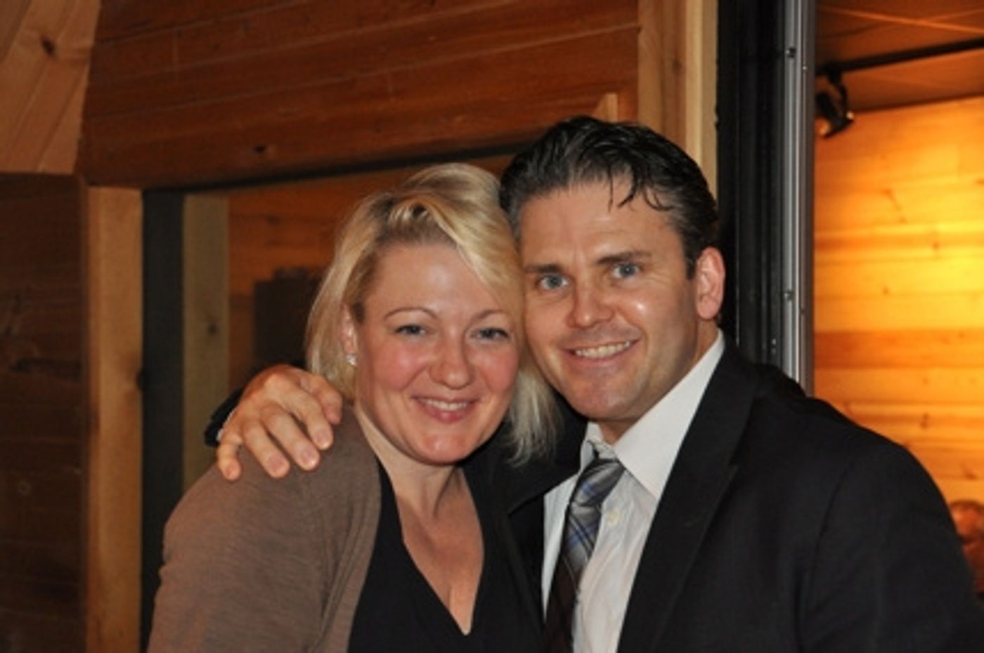 Photo Coverage: ANYTHING GOES Sings for 'Carols for a Cure'  Image