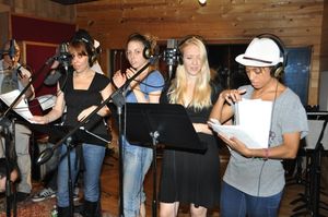 Tari Kelly, Kimberly Faure, Michelle Lookadoo and Shina An Morris Photo