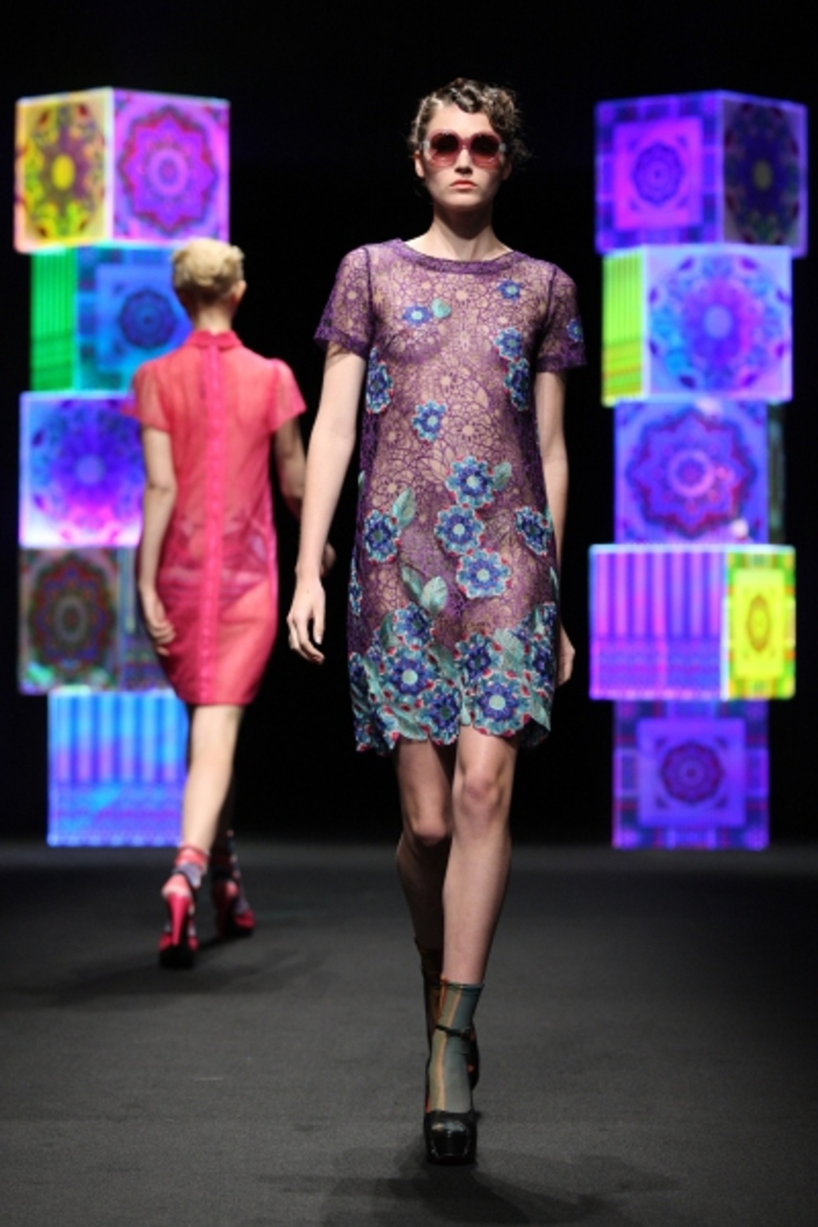 Photo Flash: Martin Grant Fashion Show During Paris Fashion Week — photo 1 of 1