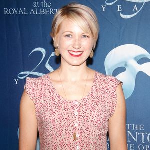 Sara Jean Ford Photo