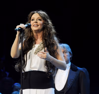 Sarah Brightman Photo