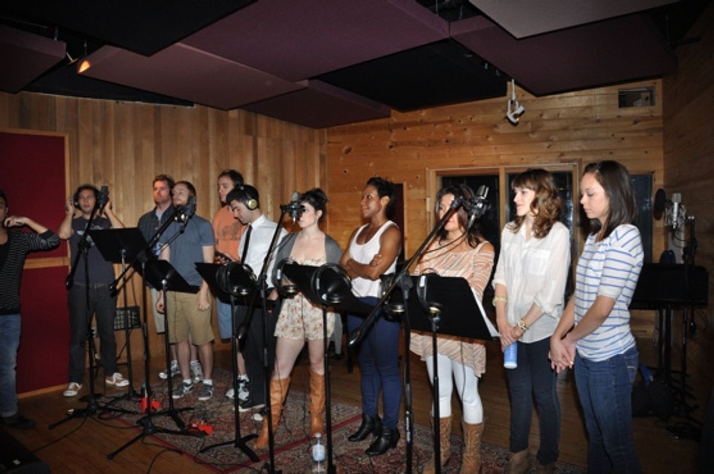 Photo Coverage: AVENUE Q Sings for 'Carols for a Cure'  Image