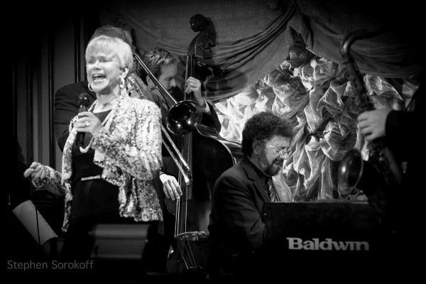 Lynn Roberts & Mike Renzi Photo