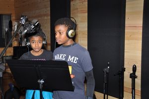 Imari Smith and Aubrey Omari Photo