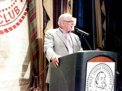 Len Cariou Photo