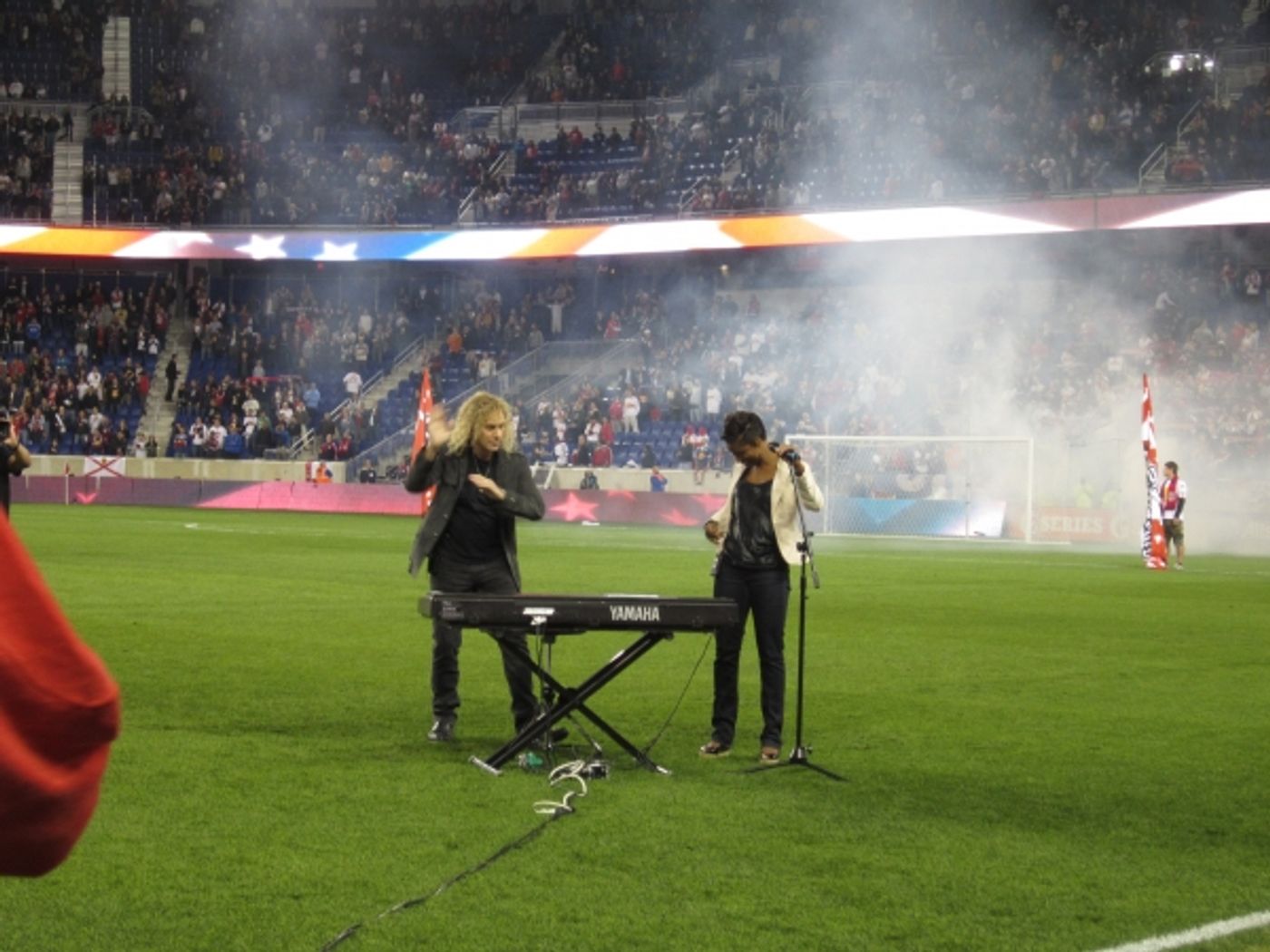 Photo Flash: MEMPHIS' Montego Glover & David Bryan Perform National Anthem at RedBulls Game  Image
