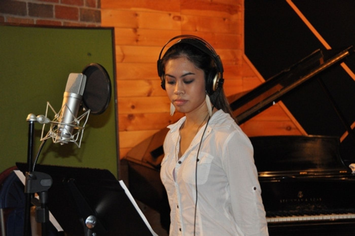 Photo Coverage: Ashley Argota & BILLY ELLIOT Musicians Record for 'Carols for a Cure'  Image