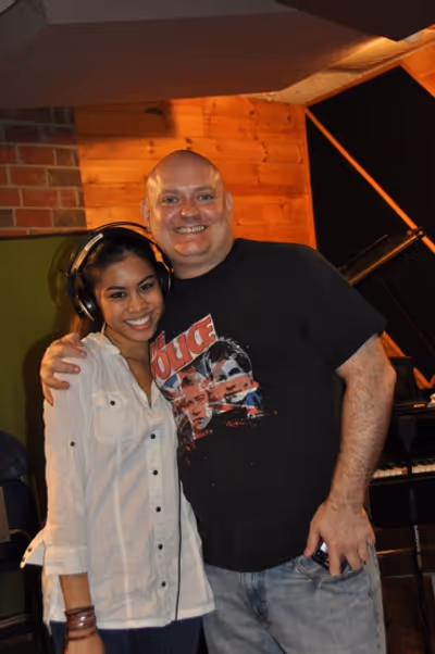 Ashley Argota and Thommie Retter Photo