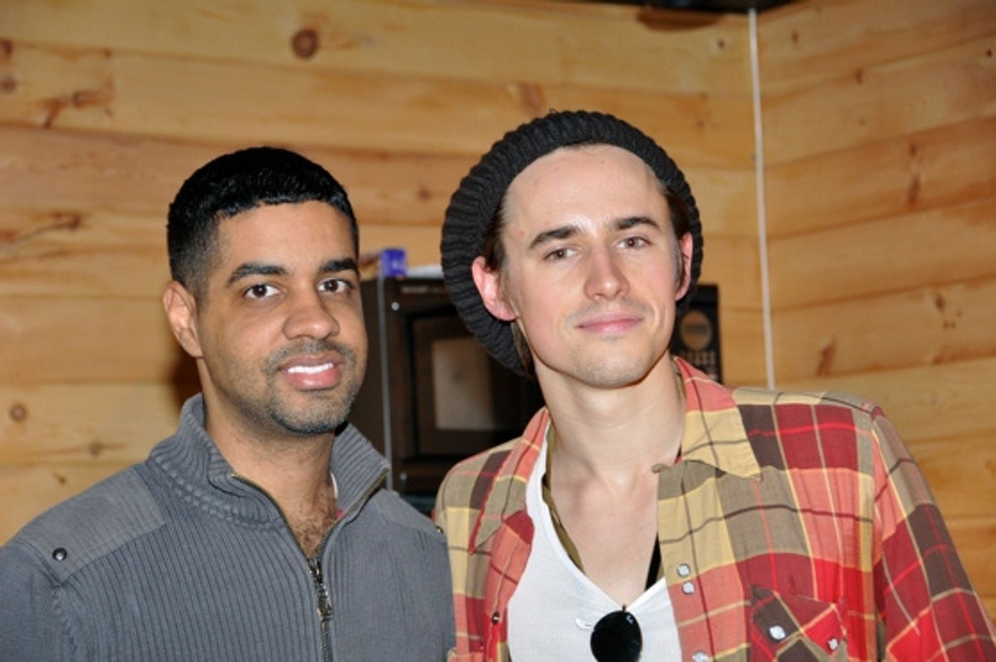 Photo Coverage: SPIDER-MAN's Reeve Carney, T.V. Carpio Sing For 'Carols for a Cure'  Image