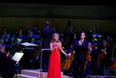 Jodi Benson and Hugh Panaro sing Moon River Photo