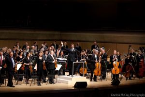 Steven Reineke with The Toronto Symphony Orchestra
@ BroadwayWorld Steven Reineke with The Toronto Symphony Orchestra
Photo