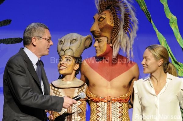 Alberto Ruiz Gallardon, Daniela Pobega, Carlos Rivera y Julia Gomez Cora Photo