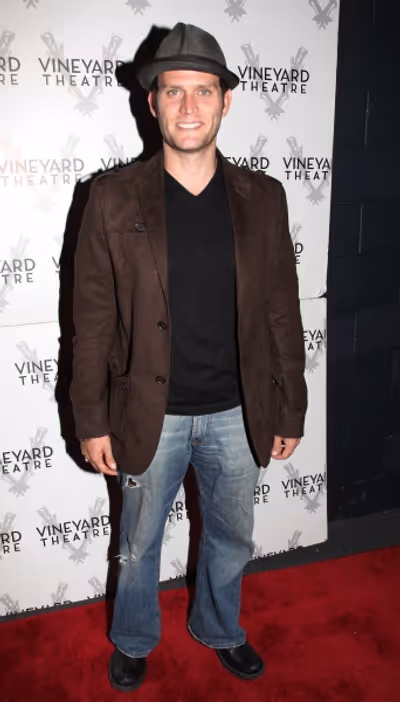 Steven Pasquale Photo