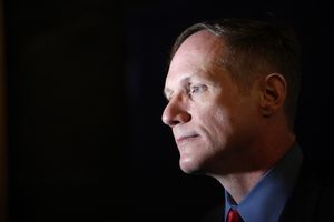 Mark Brokaw @ BroadwayWorld Mark Brokaw Photo