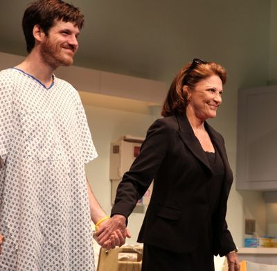 Michael Esper, Linda Lavin  Photo