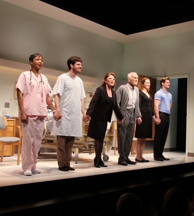 Brenda Pressley, Michael Esper, Linda Lavin, Dick Latessa & Gregory Wooddell  Photo