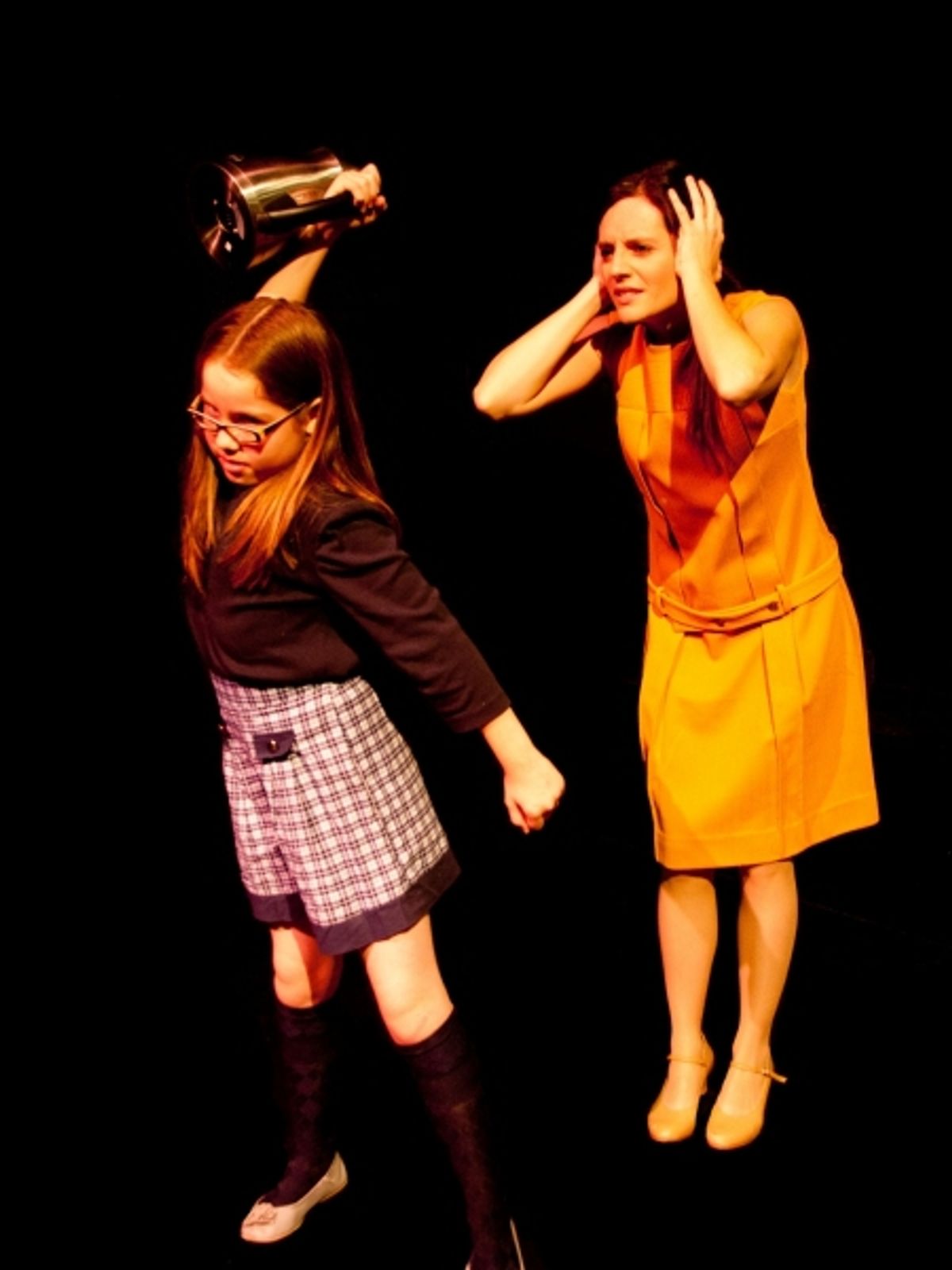 Elisabeth Sells as Gloria and Soleil Lean as Susy Hendrix at 