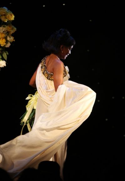 Angela Bassett  Photo