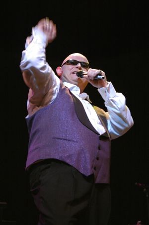 Ronan Tynan Photo