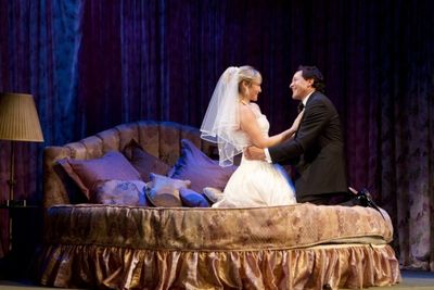 Ari Graynor, Steve Guttenberg Photo