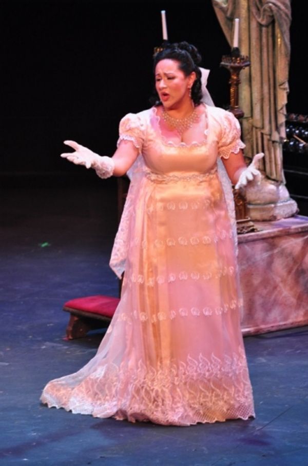 Kristin Sampson - photo by James Martindale Photo