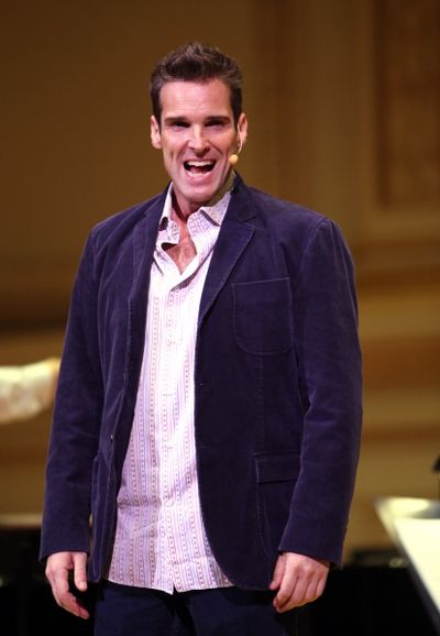 Hugh Panaro  Photo