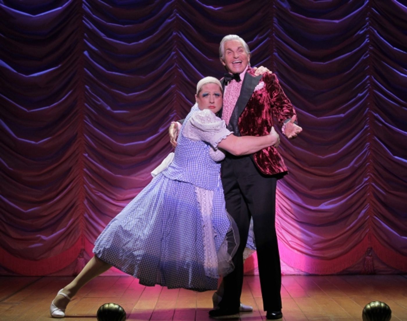 Photo Flash: First Look at Christopher Sieber, George Hamilton in LA CAGE AUX FOLLES Tour  Image