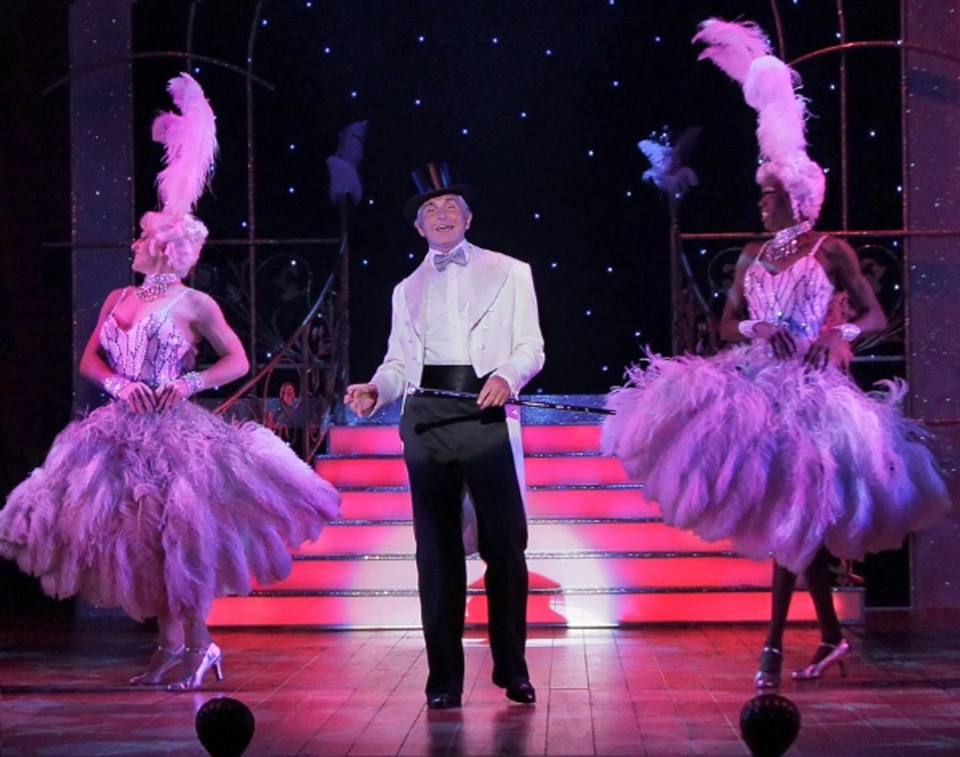 Photo Flash: First Look at Christopher Sieber, George Hamilton in LA CAGE AUX FOLLES Tour  Image