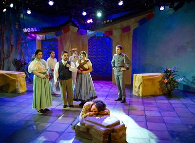 Nelda Reyes (center) surrounded by(left to right) Nurys Herrera, Alberto Romero, Enri Photo